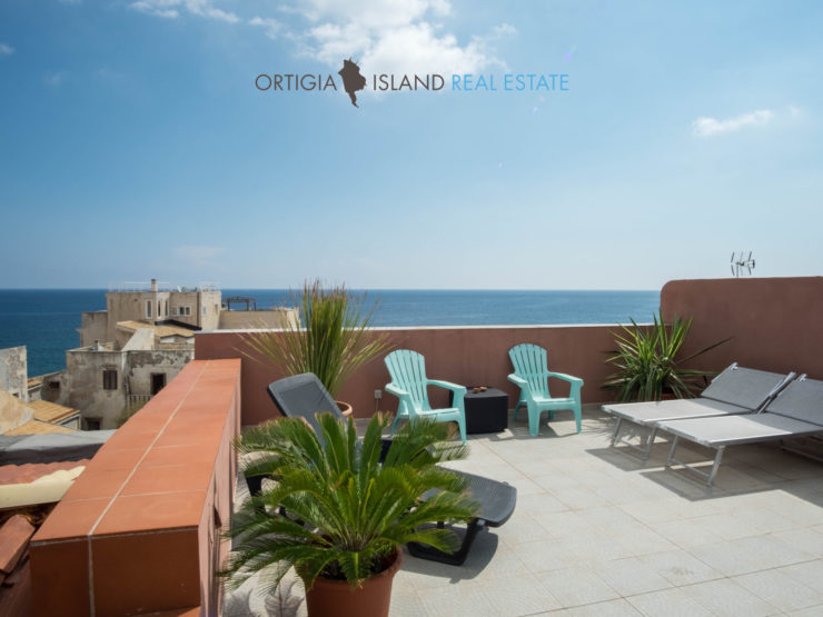 Ortigia casa con terrazza e vista