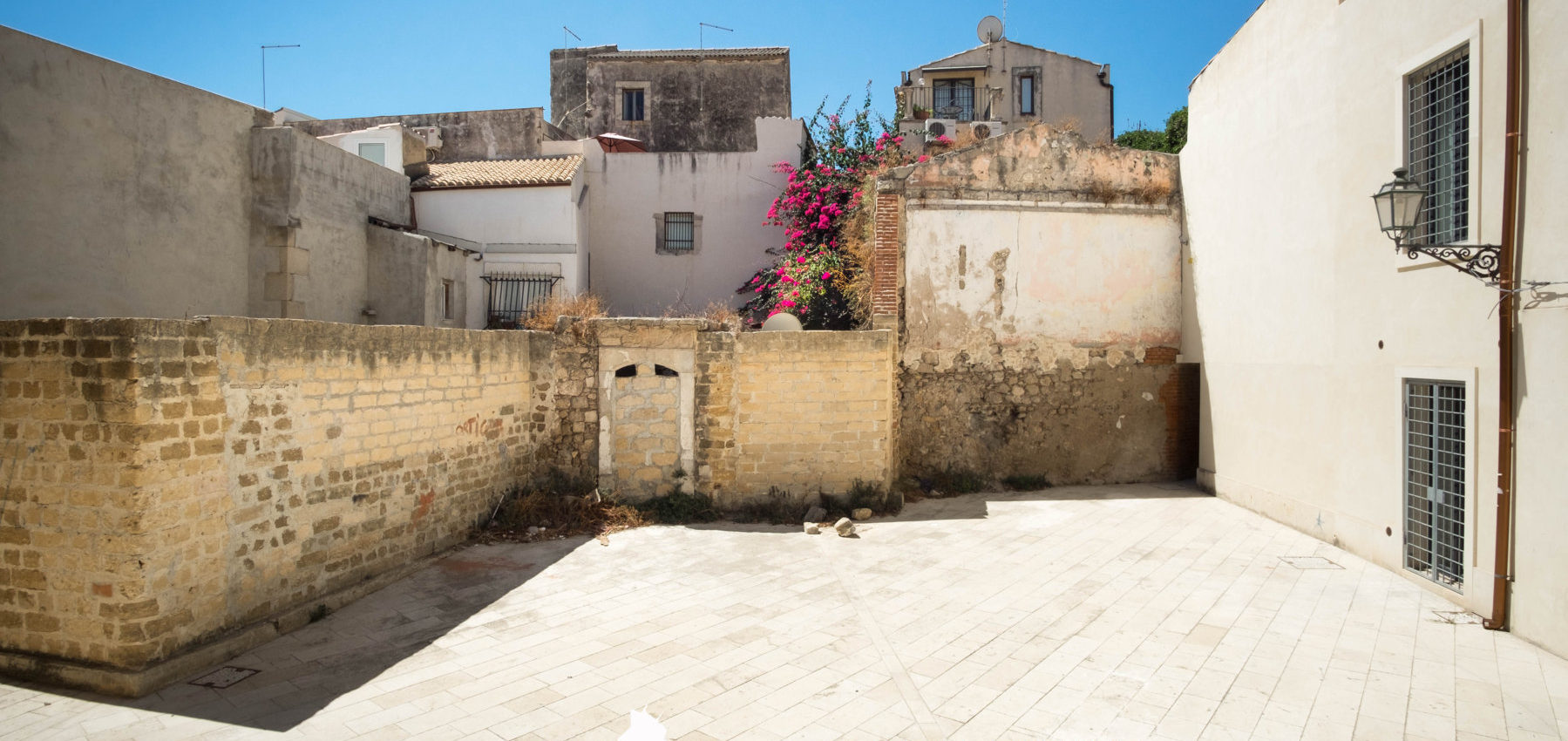 Graziella Ortigia terra-cielo da ristrutturare