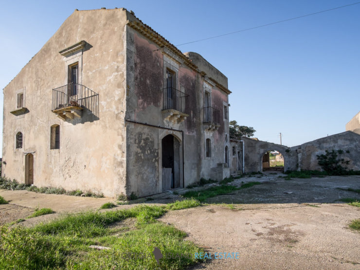 Masseria Casale in vendita, Plemmirio Siracusa